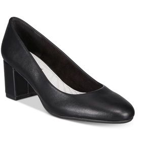 Easy Street Women's Proper Dress Pump